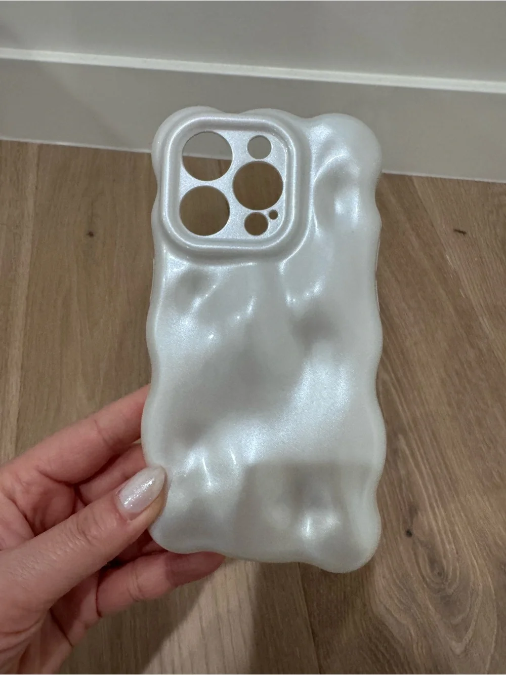 iPhone 15 Pro Case White